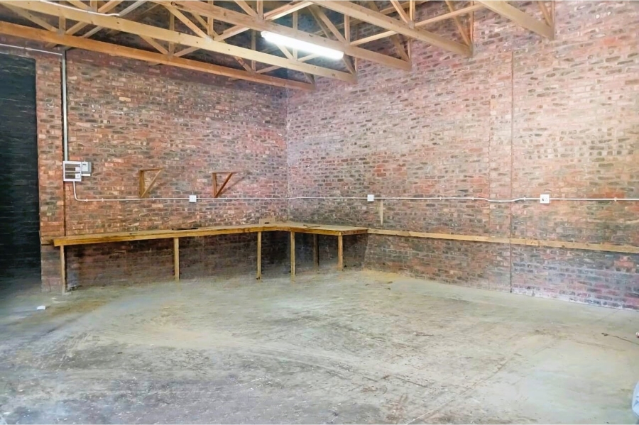 Commercial Property for Sale in Fairview Eastern Cape